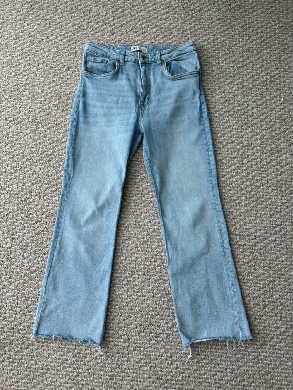 Zara Light Wash High Rise Cropped Kick Flare Jeans with Raw Hem